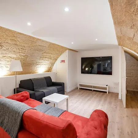 Place Pantheon Appartement Paris