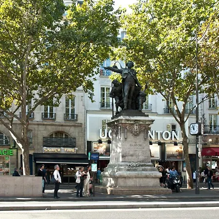 Place Pantheon 파리