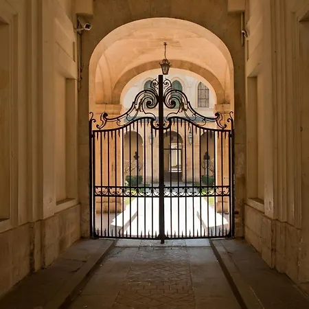 Apartamento Place Pantheon Paris