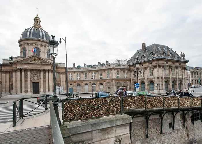 Apartament Place Pantheon *