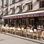 Place Pantheon شقة باريس