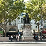 Place Pantheon باريس