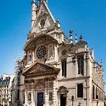 Place Pantheon شقة *
