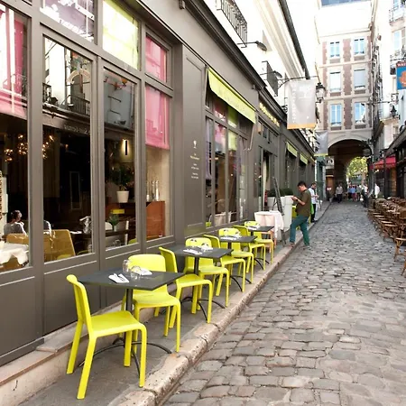 Place Pantheon باريس