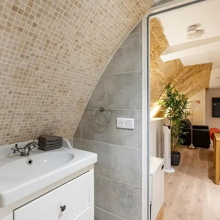 Place Pantheon Apartmán *